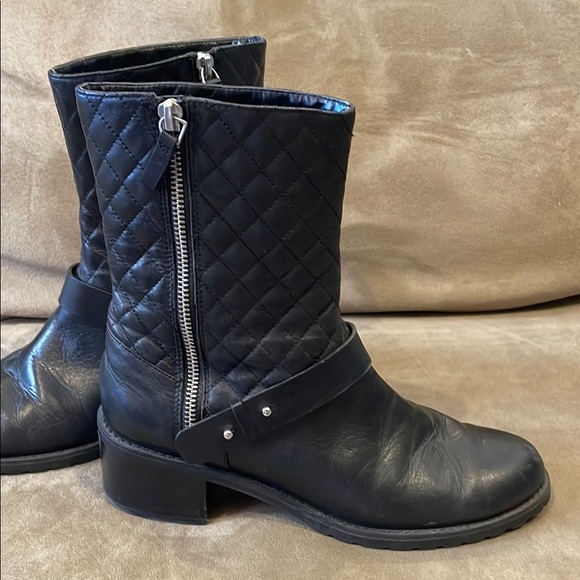 Halogen Quilted Black Leather Boots with Zipper 8M - Picture 6 of 7